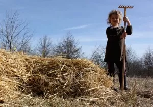 Child-size rake
