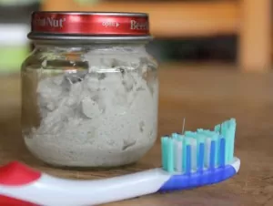 Homemade Toothpaste | Homestead Honey