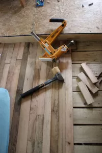 Building a Tiny House :: Installing a hardwood floor | Homestead Honey https://homestead-honey.com
