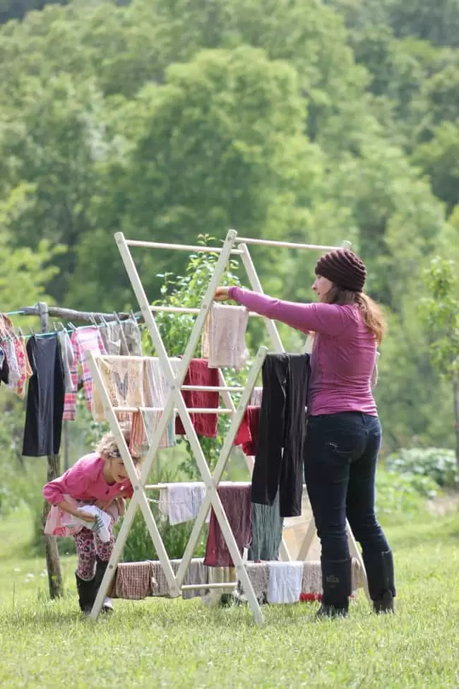 Drying Clothes On a Clothesline - Mama's Homestead